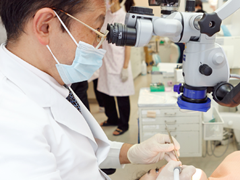 マイクロスコープを使った根管治療